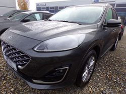 Grau Gebraucht 2022 Ford Kuga Vignale SUV | 27.950 € (Etwas zu teuer)