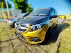 Schwarz Gebraucht 2016 Mercedes Vito Van / Kleinbus | 23.500 €
