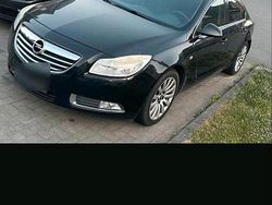 Schwarz Gebraucht 2009 Opel Insignia Limousine | 3.299 € (Fairer Preis)