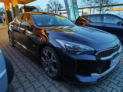 Blau Gebraucht 2018 Kia Stinger Kleinwagen | 32.800 €