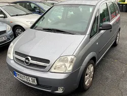 Blau Gebraucht 2004 Opel Meriva Van / Kleinbus | 3.989 € (Teuer)
