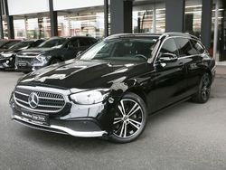 Unilack schwarz Gebraucht 2021 Mercedes E220 Avantgarde Kombi | 26.790 € (Guter Preis)