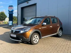 Braun Gebraucht 2012 Dacia Sandero Stepway Kleinwagen | 5.999 € (Fairer Preis)