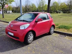 Toyota iQ