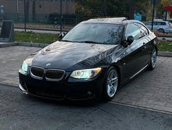Schwarz Gebraucht 2010 BMW 325 M Sport Coupé | 13.800 € (Teuer)