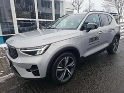 Silver dawn / metallic Gebraucht 2022 Volvo XC40 Plus SUV | 32.500 € (Guter Preis)