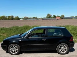 Schwarz Gebraucht 2000 VW Golf IV Kleinwagen | 1.199 € (Teuer)
