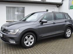 Grau Gebraucht 2017 VW Tiguan Sound SUV | 14.990 € (Superpreis)