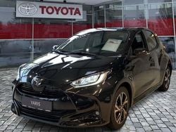 Schwarz Neu 2025 Toyota Yaris Hybrid Limousine | 22.490 € (Guter Preis)