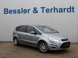 Hypersilber metallic Gebraucht 2014 Ford S-MAX Titanium Van / Kleinbus | 11.990 € (Teuer)