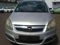 Grau Gebraucht 2006 Opel Zafira Edition Van / Kleinbus | 2.450 € (Guter Preis)