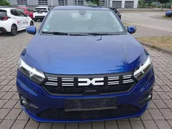 Blau Gebraucht 2023 Dacia Sandero Kleinwagen | 11.900 € (Superpreis)