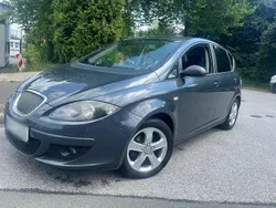 Grau Gebraucht 2007 Seat Altea Van / Kleinbus | 2.990 €