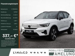 Crystal weiss Gebraucht 2022 Volvo XC40 Core SUV | 27.390 € (Superpreis)