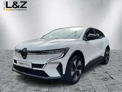 Weiß Gebraucht 2022 Renault Mégane Equilibre Limousine | 19.980 € (Guter Preis)