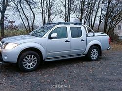 Silber Gebraucht 2013 Nissan Navara Abholung | 15.000 € (Teuer)