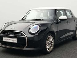 Schwarz Gebraucht 2024 Mini Cooper Favoured Kleinwagen | 27.445 € (Fairer Preis)