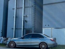 Grau Gebraucht 2015 Mercedes C220 AMG line Limousine | 16.500 € (Teuer)