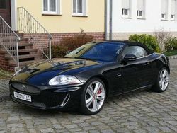Ultimate black met. (metallic) Gebraucht 2011 Jaguar XKR Cabrio | 54.800 €
