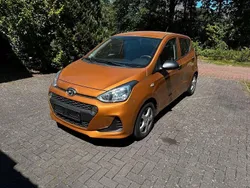 Orange Gebraucht 2017 Hyundai i10 Classic Kleinwagen | 6.000 € (Guter Preis)