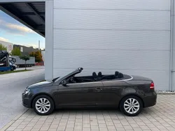 Braun Gebraucht 2012 VW Eos Cabrio | 10.999 € (Teuer)