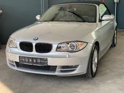 Silber Gebraucht 2009 BMW 118 Cabriolet Advantage Cabrio | 11.555 € (Fairer Preis)