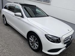 Weiß Gebraucht 2019 Mercedes E220 Avantgarde Kombi | 24.700 € (Guter Preis)