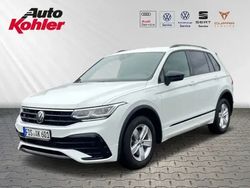 Oryxweiß perlmutteffekt (weiss) Gebraucht 2022 VW Tiguan R-line SUV | 30.995 € (Superpreis)