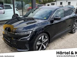 Schwarz Gebraucht 2024 Renault Mégane Techno Kleinwagen | 33.590 €