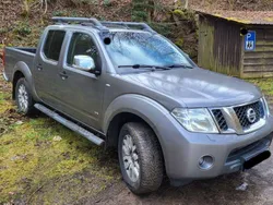 Precision grey (m) Gebraucht 2015 Nissan Navara Abholung | 10.490 €