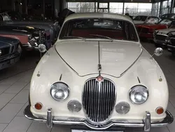 Weiß Gebraucht 1968 Jaguar MK II S Limousine | 29.500 €
