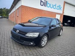Schwarz Gebraucht 2012 VW Jetta Highline Limousine | 5.200 € (Guter Preis)