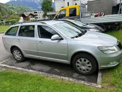 Silber Gebraucht 2011 Skoda Octavia Kombi | 3.100 € (Guter Preis)