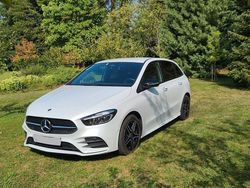 Weiß Gebraucht 2023 Mercedes B250e AMG line Van / Kleinbus | 35.800 € (Fairer Preis)