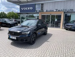 Schwarz Gebraucht 2025 Volvo XC40 Plus SUV | 37.900 € (Guter Preis)