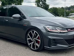 Grau Gebraucht 2017 VW Golf VII GTI Limousine | 23.950 € (Etwas zu teuer)