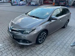 Grau Gebraucht 2016 Toyota Auris Hybrid Kombi | 9.990 € (Superpreis)