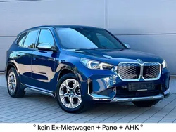 Blau Gebraucht 2024 BMW iX1 xLine SUV | 44.950 € (Superpreis)