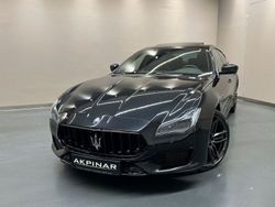 Nero ribelle Gebraucht 2021 Maserati Quattroporte Limousine | 61.900 € (Etwas zu teuer)