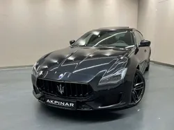 Nero ribelle Gebraucht 2021 Maserati Quattroporte Limousine | 69.900 € (Teuer)