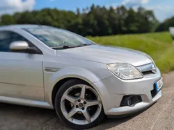 Silber Gebraucht 2005 Opel Tigra Enjoy Cabrio | 1.500 € (Guter Preis)
