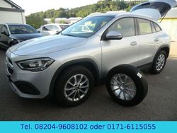 Iridiumsilber Gebraucht 2022 Mercedes GLA200 SUV | 29.650 € (Superpreis)