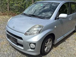 Grau Gebraucht 2006 Daihatsu Sirion Kleinwagen | 1.600 € (Fairer Preis)