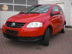Rot Gebraucht 2010 VW Fox Kleinwagen | 2.700 € (Fairer Preis)