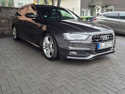 Schwarz Gebraucht 2015 Audi A4 S-Line Limousine | 13.990 € (Guter Preis)