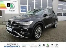Schwarz Gebraucht 2024 VW T-Roc Style SUV | 28.995 € (Fairer Preis)
