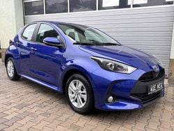 Blau Gebraucht 2024 Toyota Yaris Hybrid Limousine | 19.990 € (Superpreis)