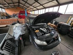 Schwarz Gebraucht 2002 Opel Omega Kombi | 1.500 € (Superpreis)