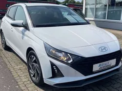 Atlas white Neu 2024 Hyundai i20 Kleinwagen | 17.990 € (Fairer Preis)