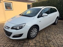 Weiß Gebraucht 2015 Opel Astra Sport Kombi | 3.000 € (Superpreis)